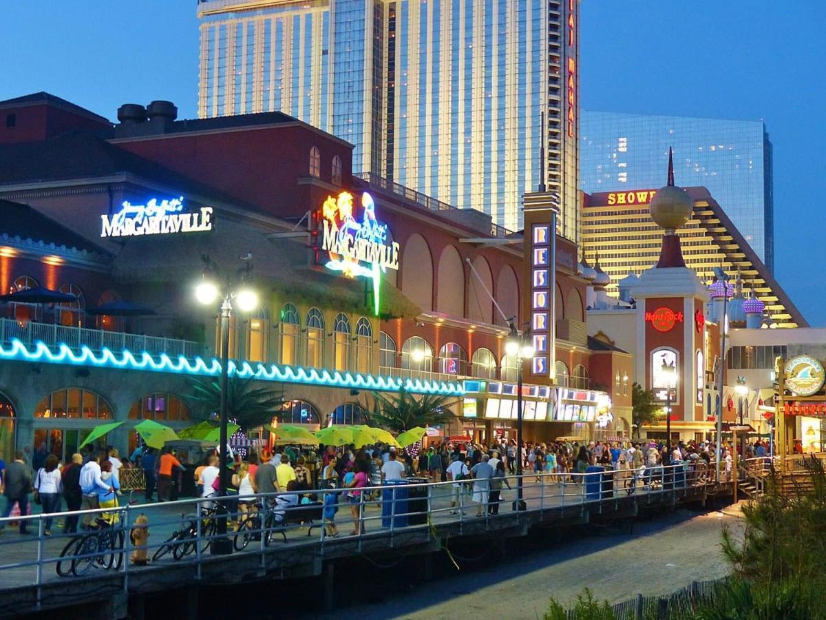 Astonishing Ocean Front Condo Cozysuites At Showboat Atlantic City Eksteriør bilde